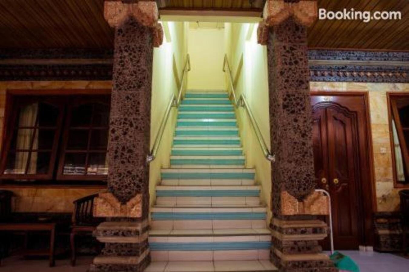 Segara Sadhu Inn Kuta By Ecommerceloka Dış mekan fotoğraf